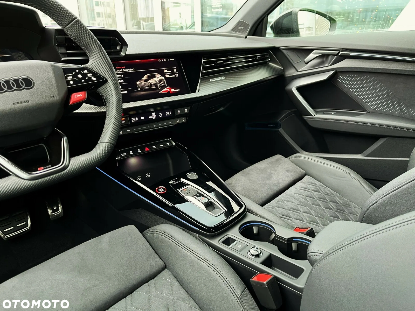 Audi RS3 Limousine - 6
