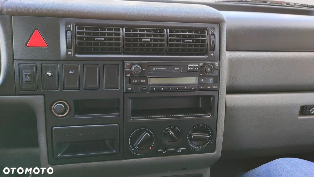 Volkswagen Transporter - 16