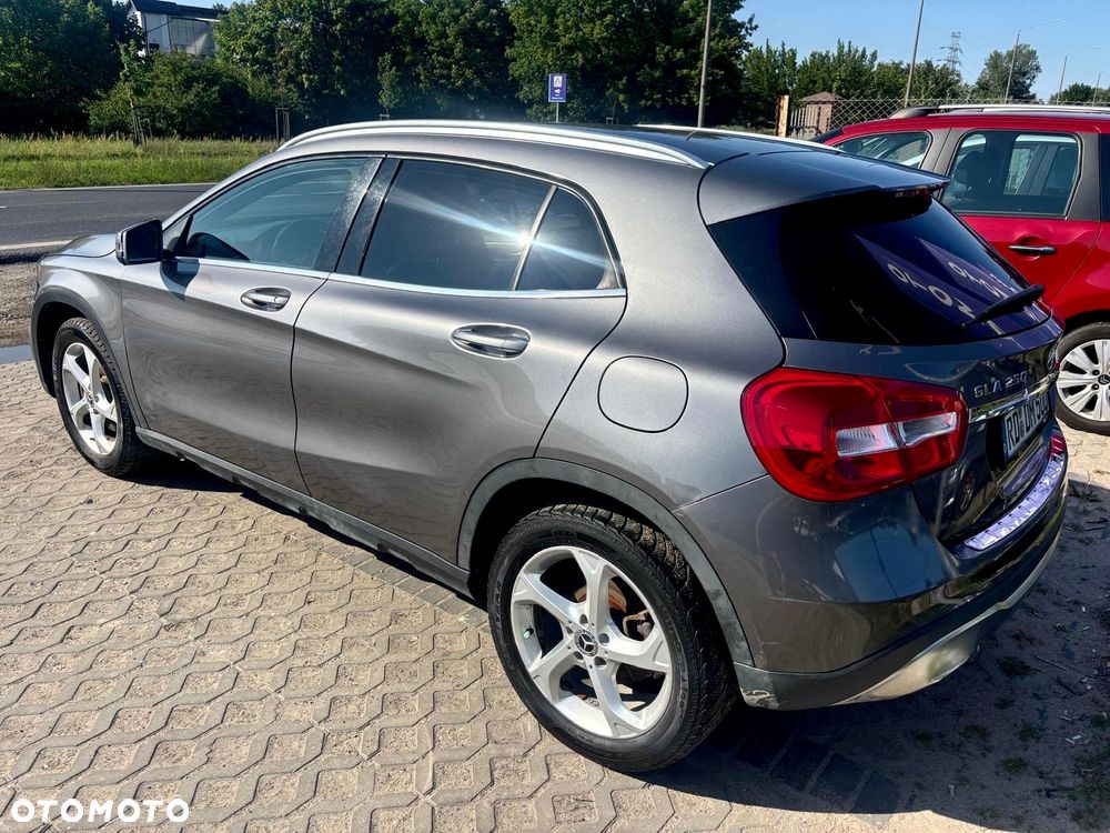 Mercedes-Benz GLA 250 4-Matic - 2