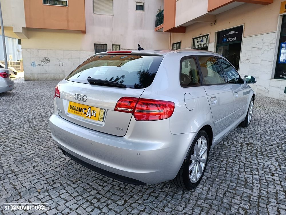 Audi A3 Sportback 1.6 TDI Attraction Special Edition - 17