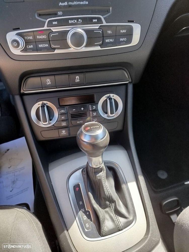 Audi Q3 2.0 TDI quattro S-tronic - 8