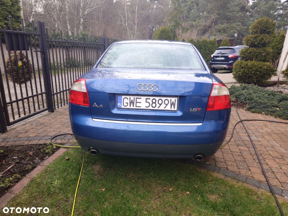 Audi A4 Avant 1.8T - 4