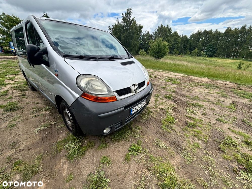 Renault Trafic Passenger - 3