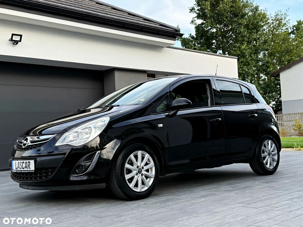 Opel Corsa 1.4 16V 150 Jahre - 29