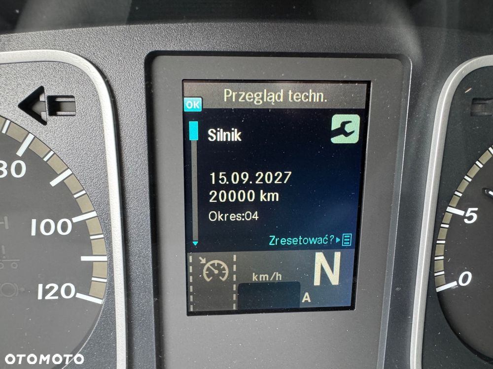 Mercedes-Benz ATEGO - 32