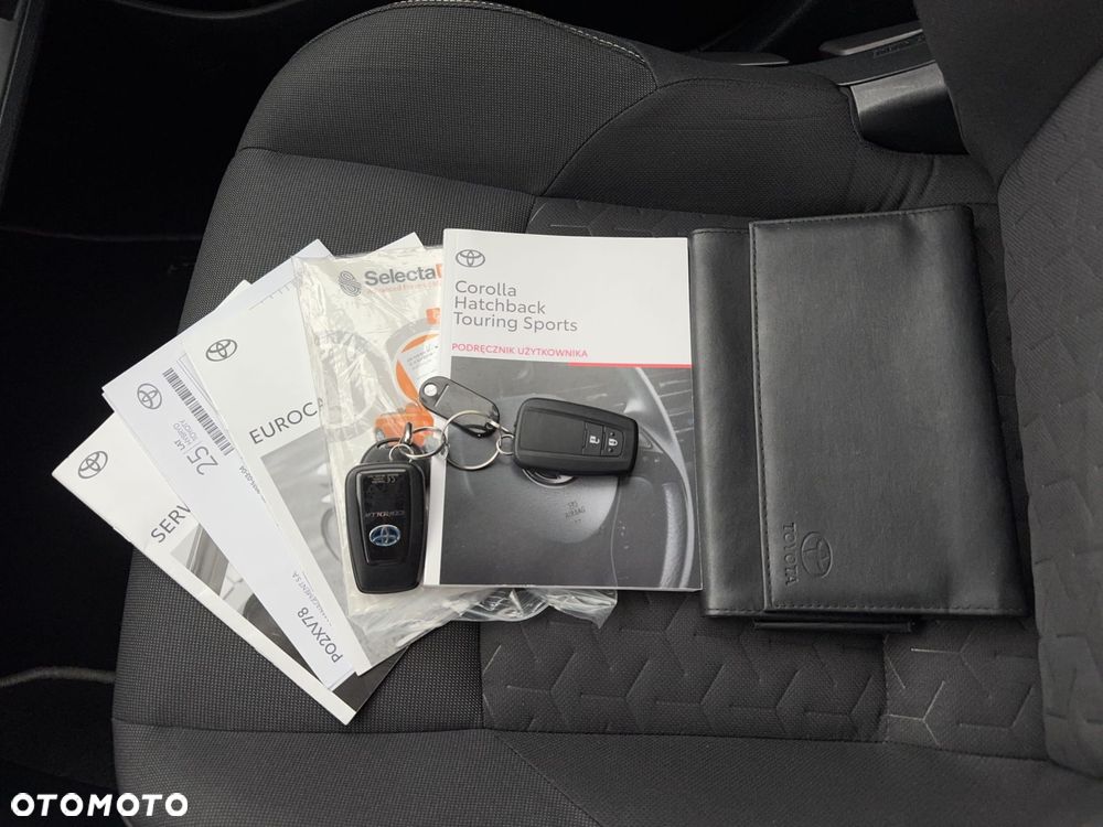 Toyota Corolla - 26