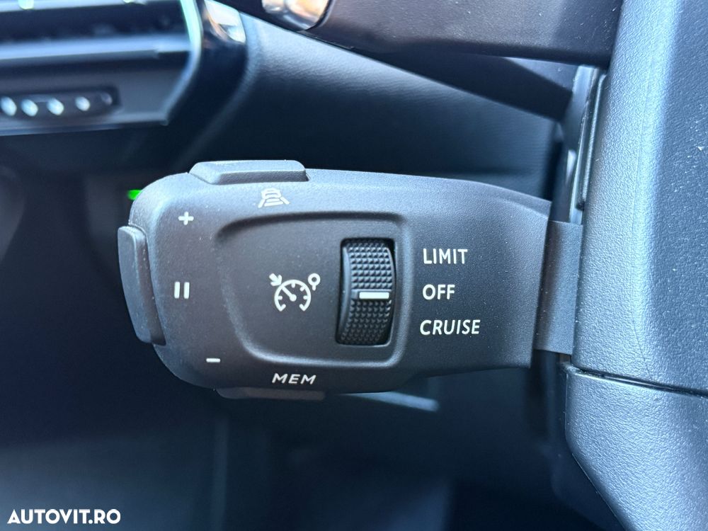 DS Automobiles DS 7 Crossback 1.6 PureTech 180 S&S EAT8 BASTILLE+ - 17