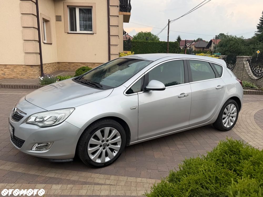 Opel Astra 1.6 Style - 12