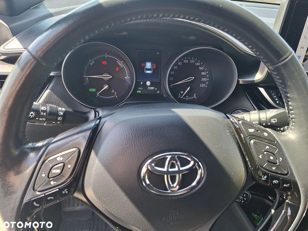 Toyota C-HR - 21
