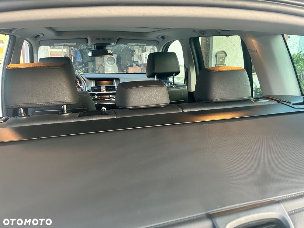 BMW X3 xDrive28i - 12