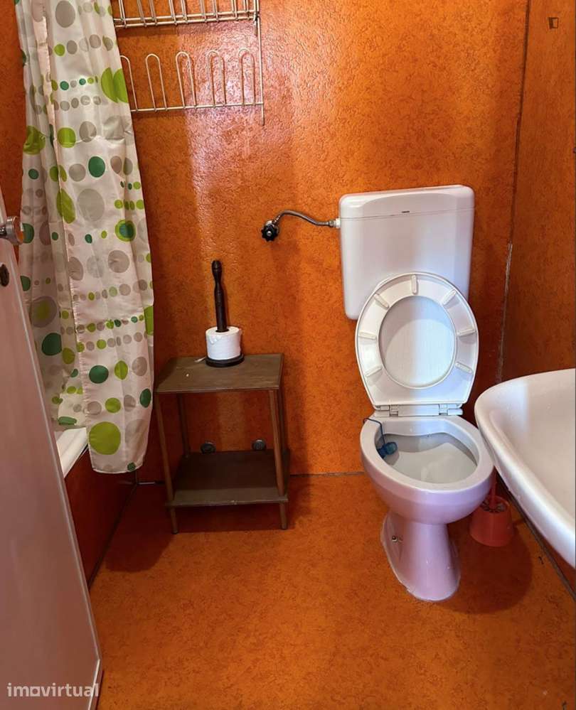 Quarto - localizado em Penha de França Lisbon - Grande imagem: 5/28