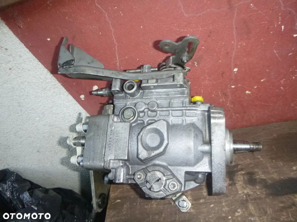 POMPA WTRYSKOWA PALIWA VW LT I 2.4D PO REGENERACJI