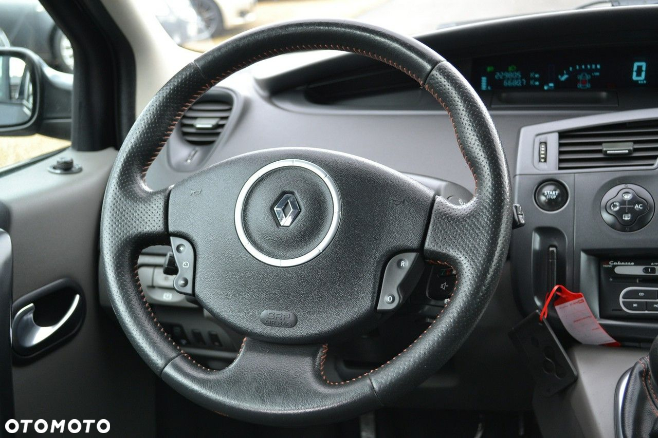 Renault Scenic Conquest - 11