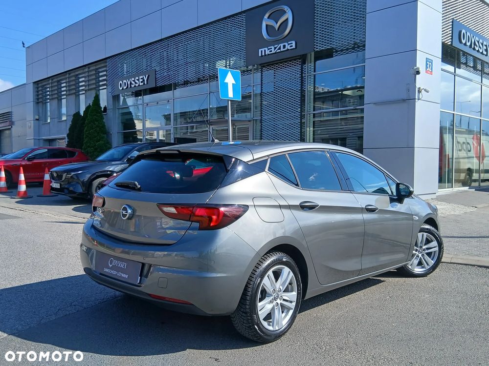 Opel Astra 1.2 T GS Line S&S - 4