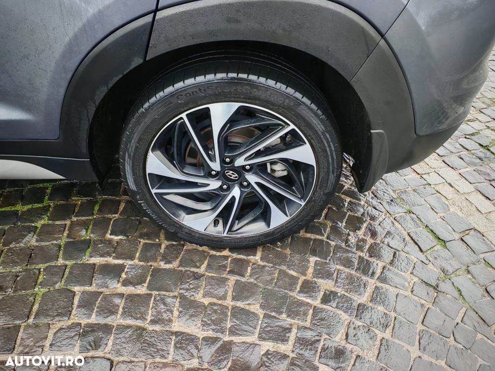 Hyundai Tucson 1.6 T-GDi 4WD 7DCT Premium - 9