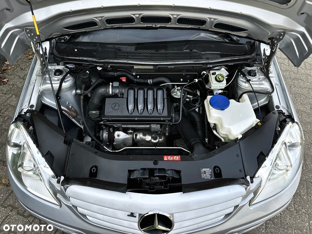 Mercedes-Benz Klasa B - 30