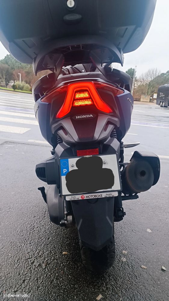 Honda Forza 350 - 12