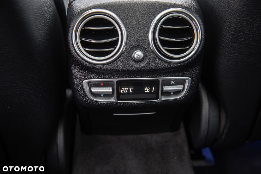 Mercedes-Benz Klasa E 220 d 4-Matic All-Terrain - 31