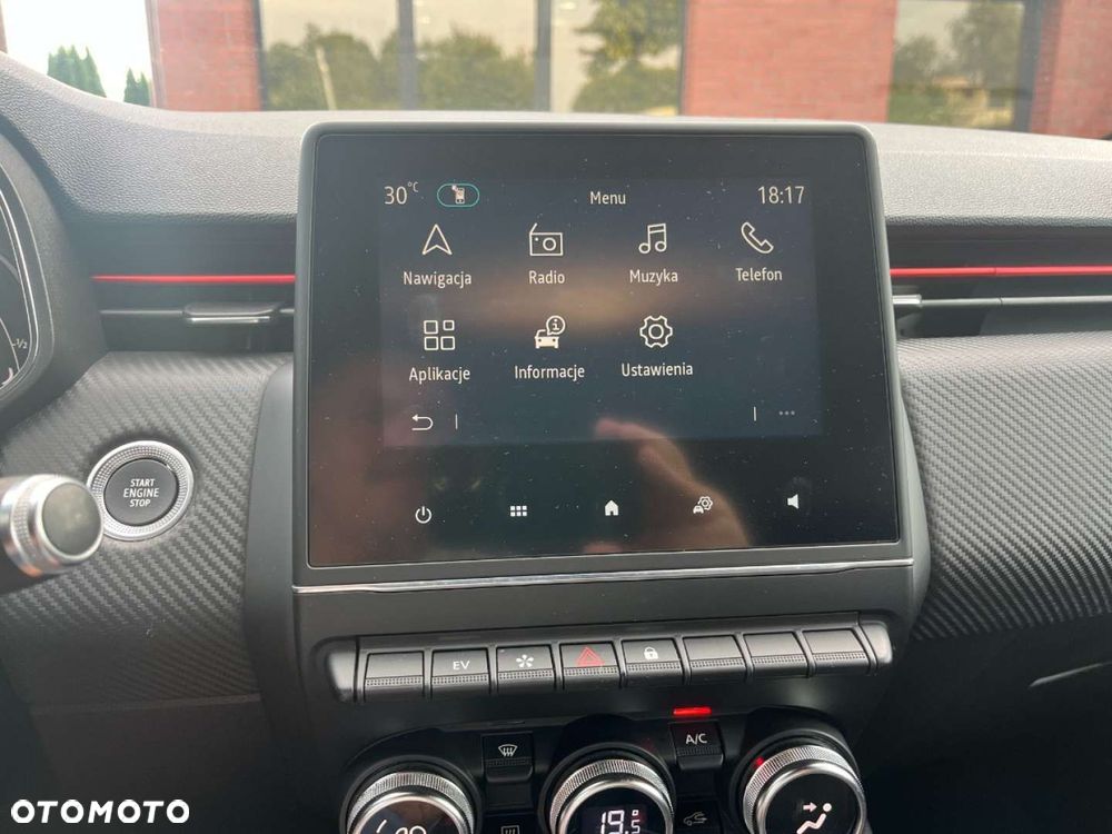 Renault Clio E-TECH 140 R.S LINE - 11