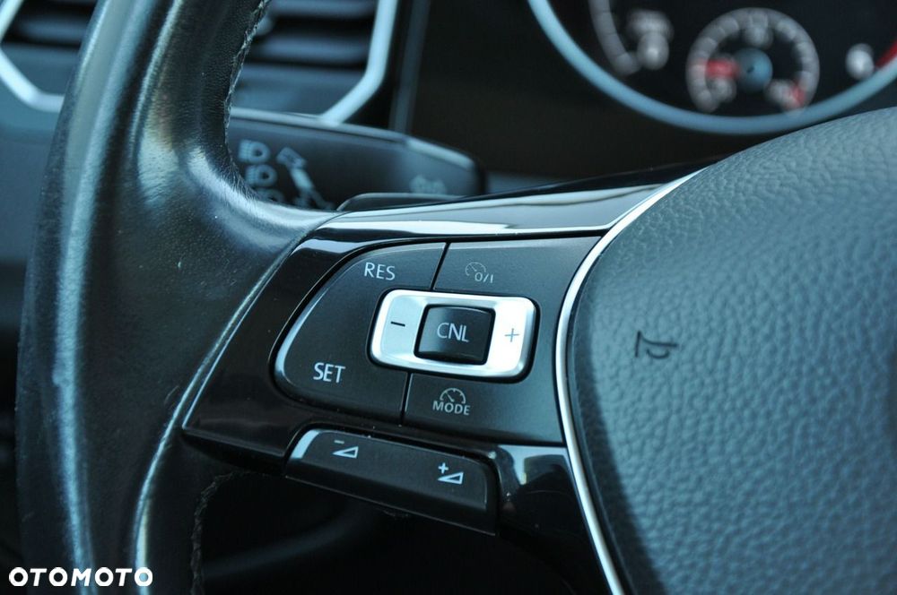 Volkswagen Golf Sportsvan 2.0 TDI SCR DSG Highline - 14