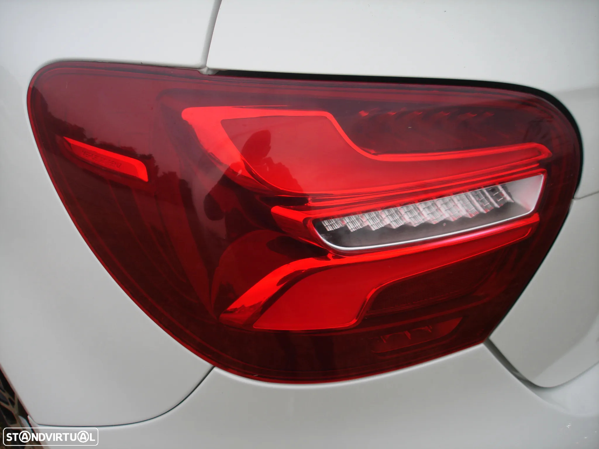 Mercedes-Benz A 180 d AMG Line - 49