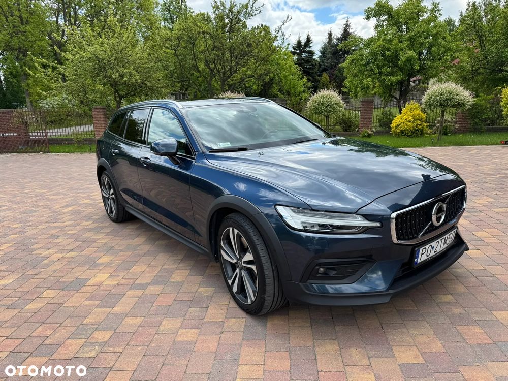 Volvo V60 Cross Country - 2
