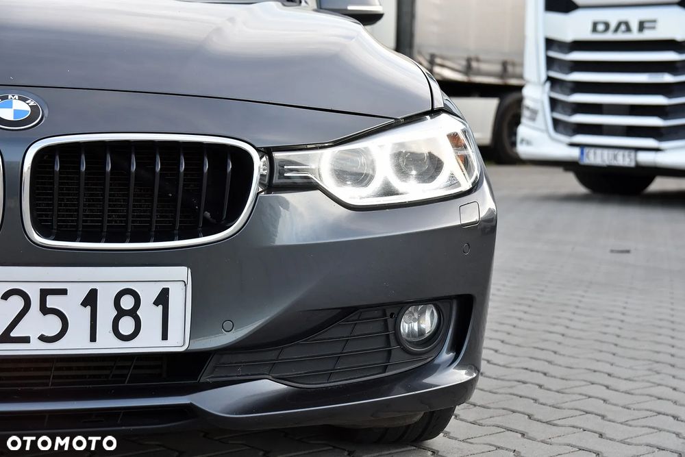 BMW Seria 3 320d - 3