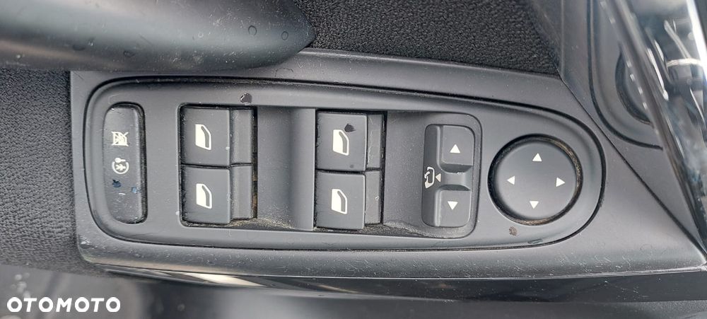 Citroën C4 Picasso 2.0 HDi FAP Exclusive - 15