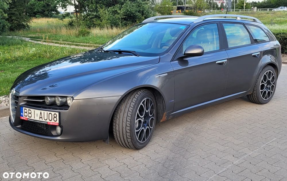 Alfa Romeo 159 Sportwagon ver-159-2-4jtdm-q4-distinctive - 4