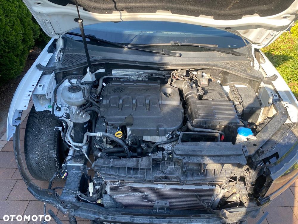 Volkswagen Tiguan - 12