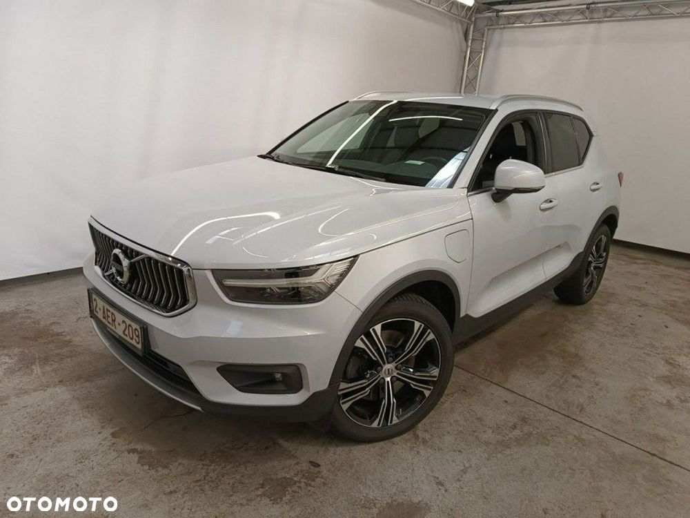 Volvo XC 40 T4 Plug-In Hybrid Inscription - 2