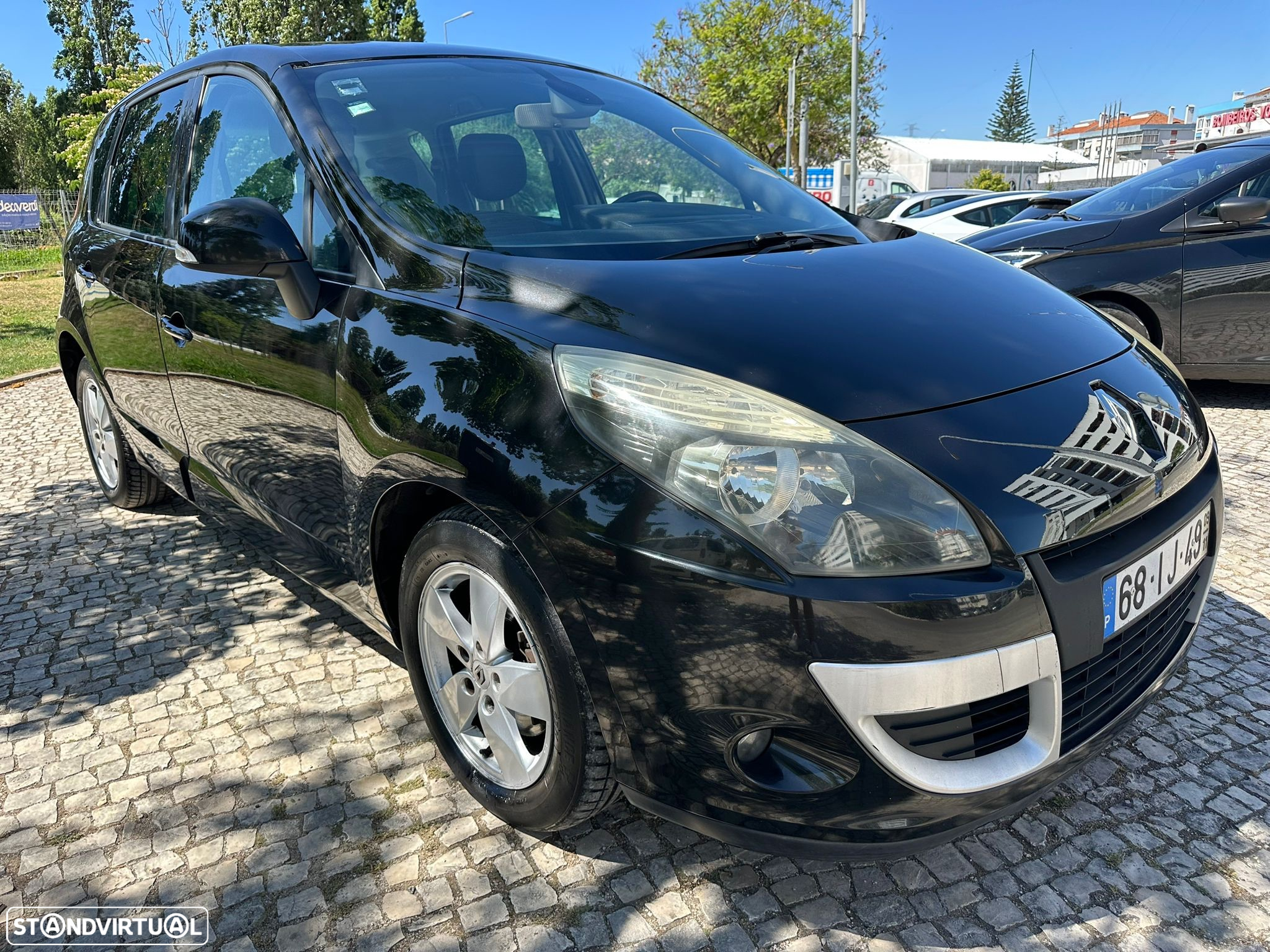 Renault Scénic 1.5 dCi Dynamique S - 8