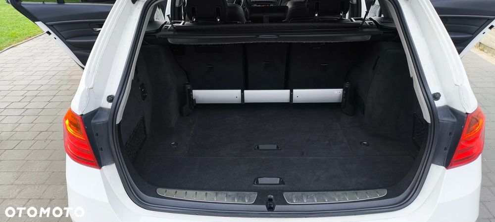 BMW Seria 3 - 25