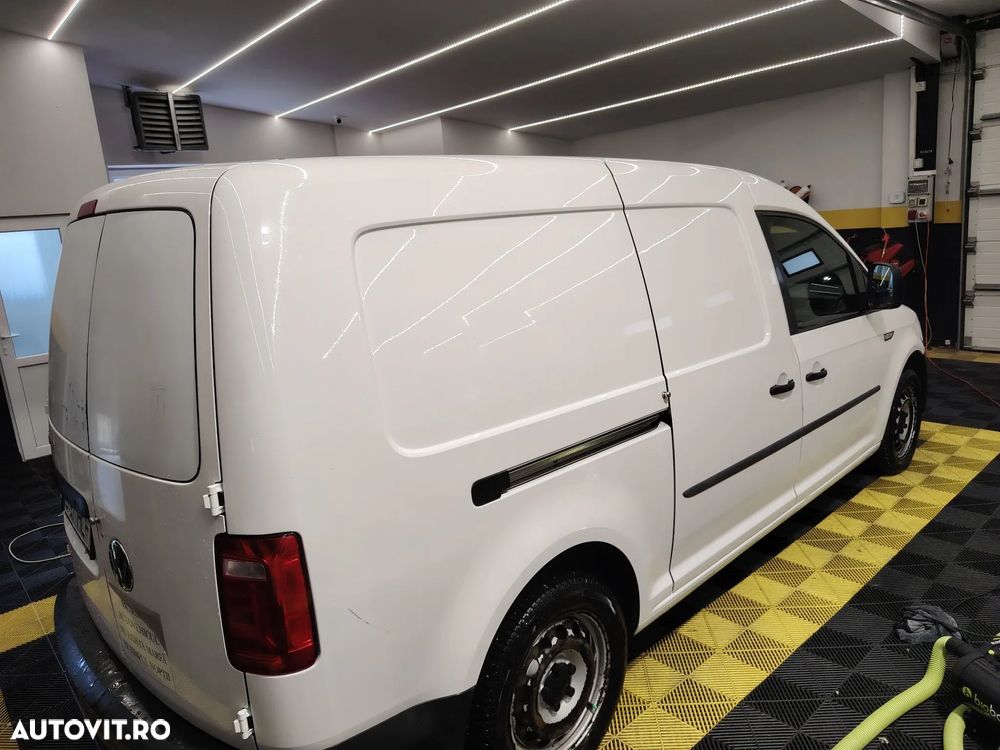 Volkswagen Caddy 1.4 TSI Maxi - 2