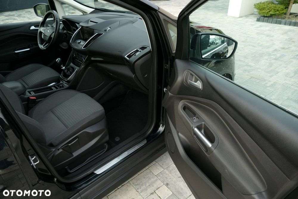 Ford Grand C-MAX 1.0 EcoBoost Start-Stopp-System Titanium - 26