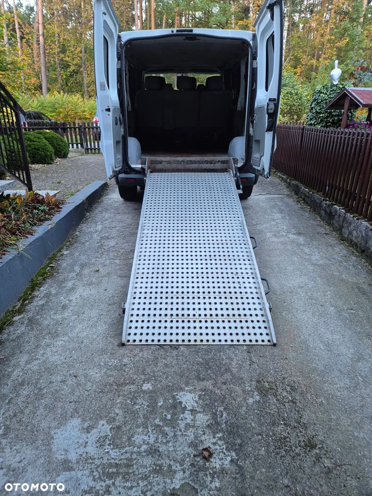 Opel Vivaro 2005 photo 3