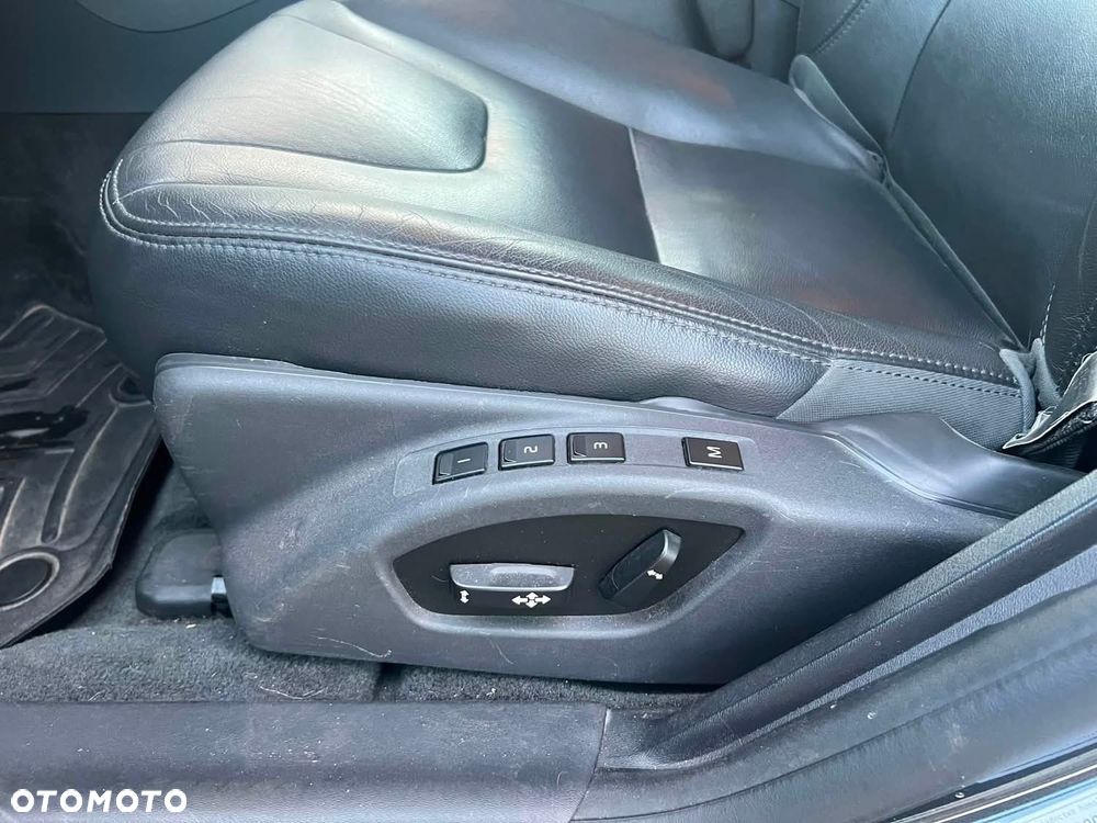 Volvo S60 2.5 T5 AWD - 14