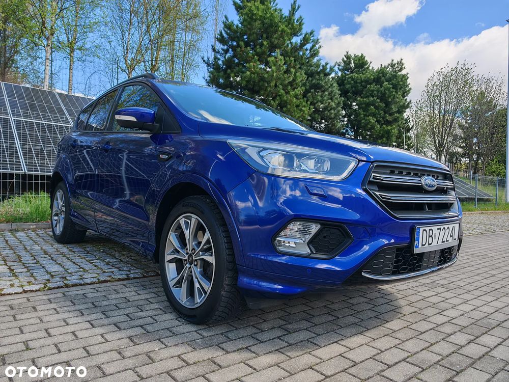 Ford Kuga 1.5 EcoBoost 2x4 ST-Line - 9