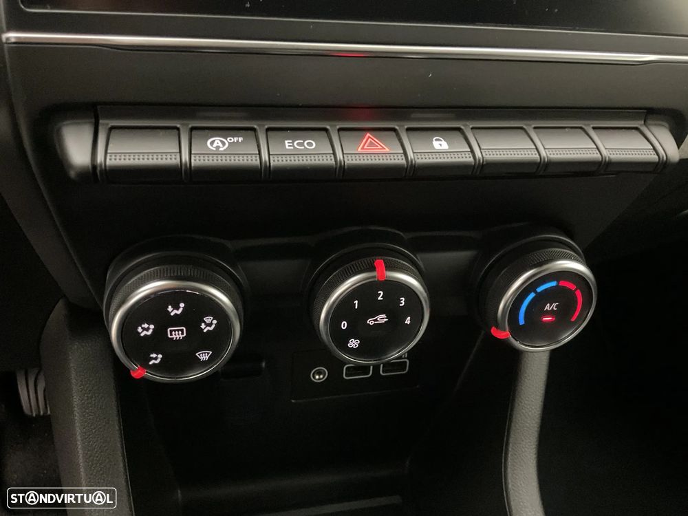Renault Clio 1.0 TCe Evolution Bi-Fuel - 23