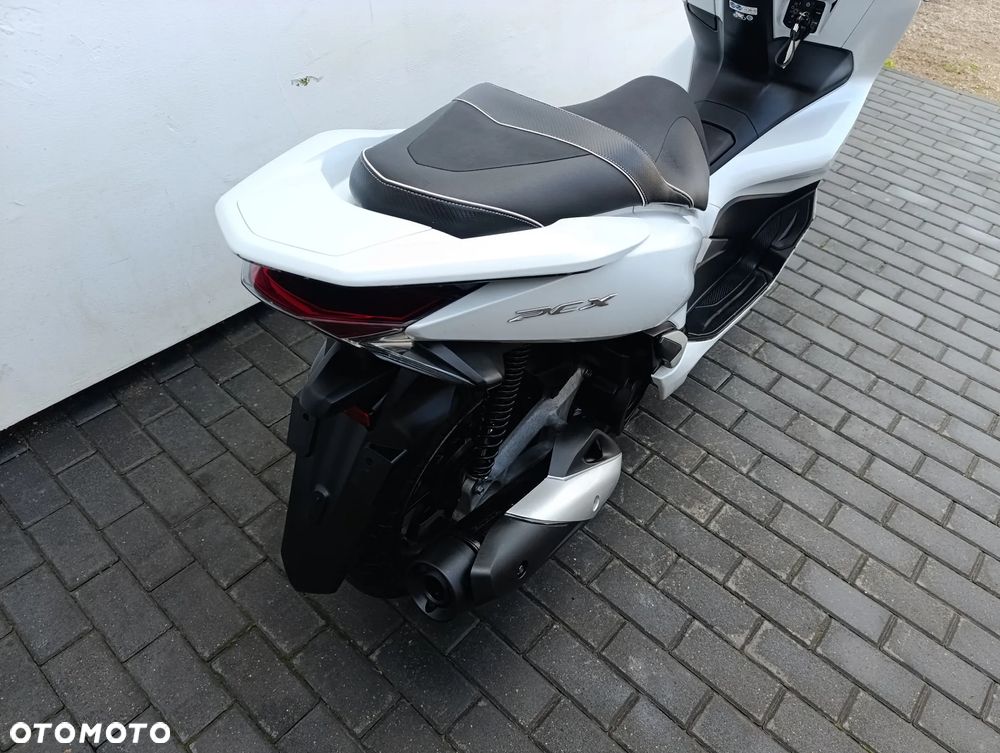 Honda PCX - 23