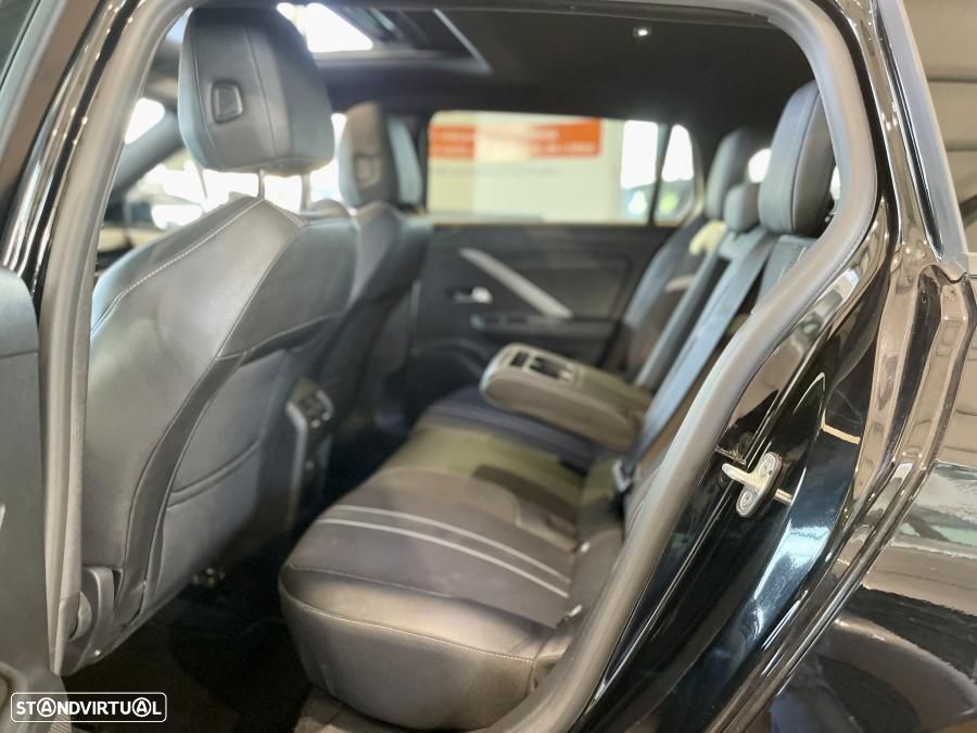 Opel Astra Sports Tourer 1.2 T GS Line - 26