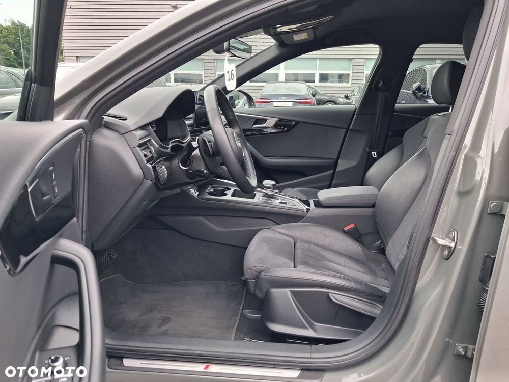 Audi A4 Limousine - 16