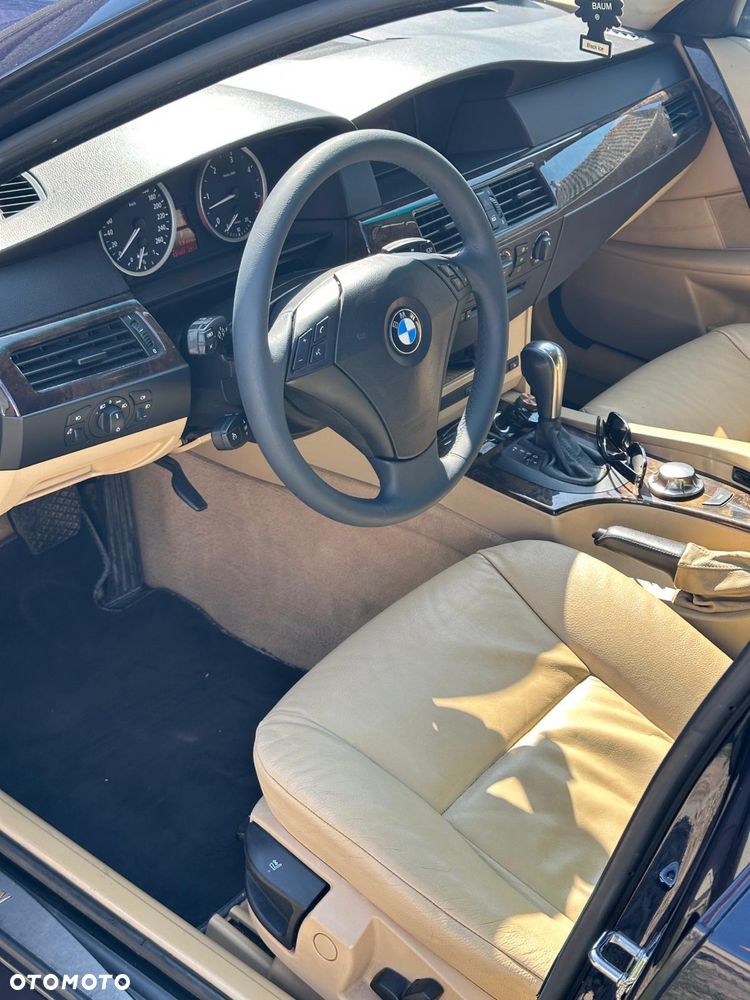 BMW 5 Series 2003 photo 5