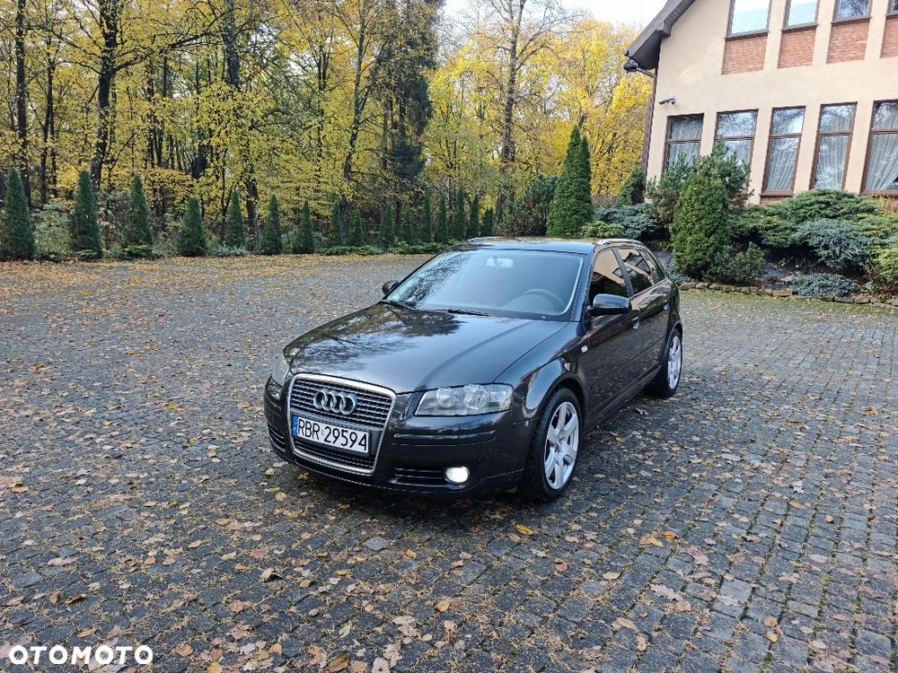 Audi A3 Sportback - 1