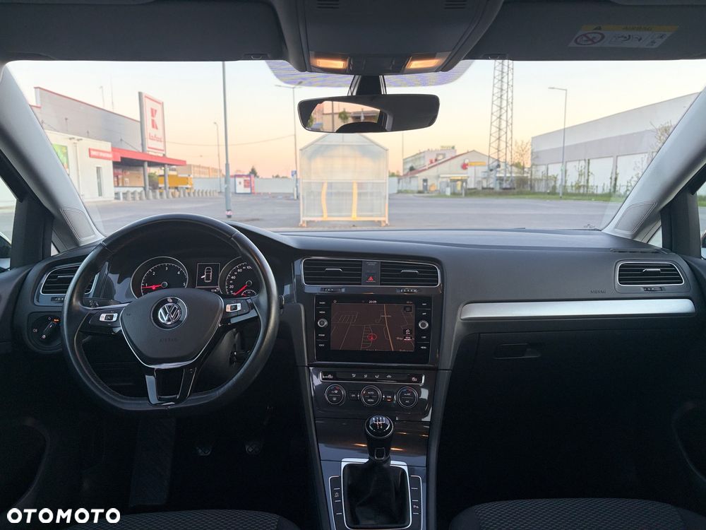 Volkswagen Golf 1.6 TDI (BlueMotion Technology) Trendline - 27