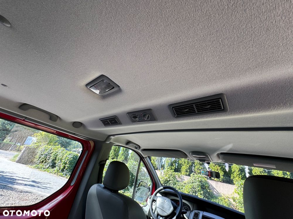 Renault Trafic L1H1 Passenger Lux - 23