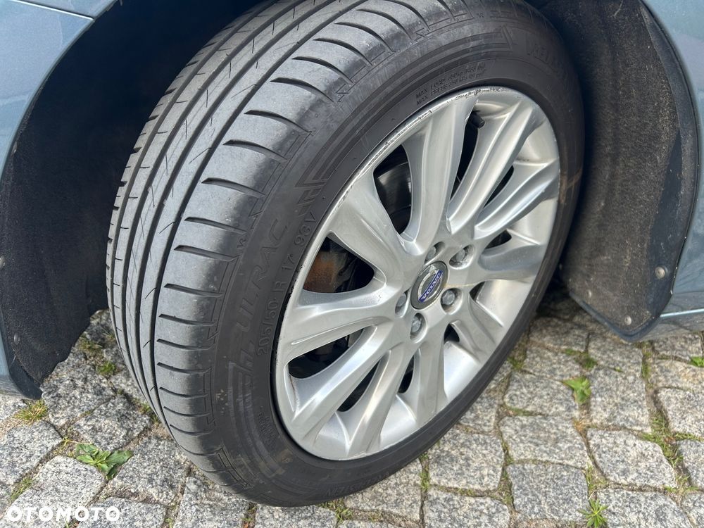 Volvo V40 D2 Kinetic - 29