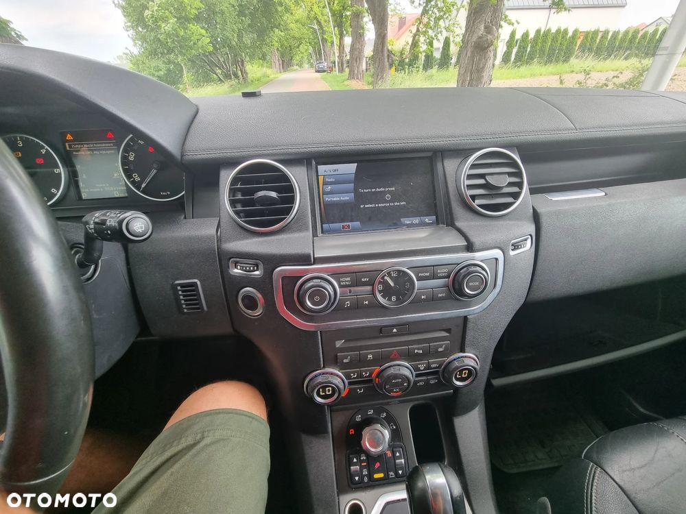 Land Rover Discovery - 26