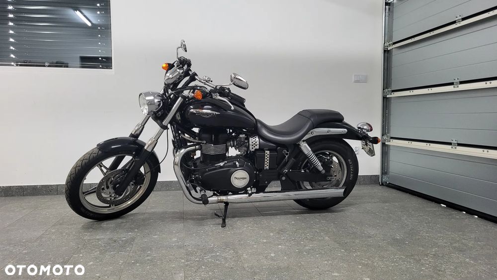 Triumph Speedmaster - 8