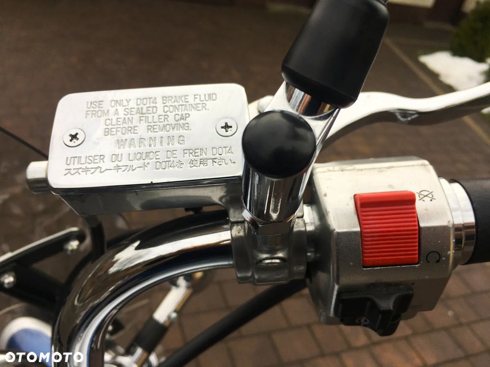 Suzuki Intruder - 23